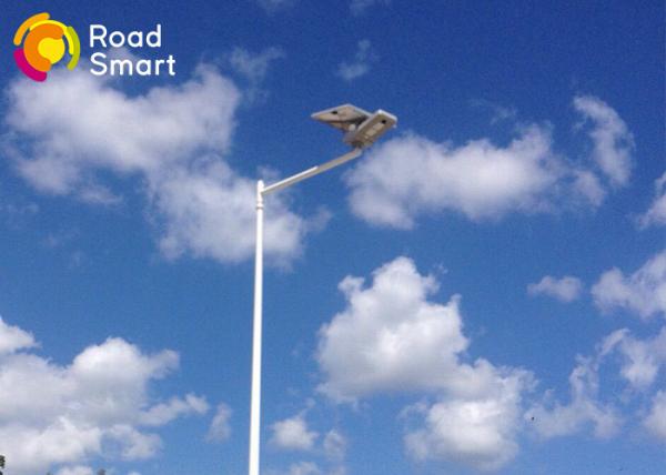 IP65 Outdoor Integrated Street Light With Adjustable Solar Panel , 30W Output