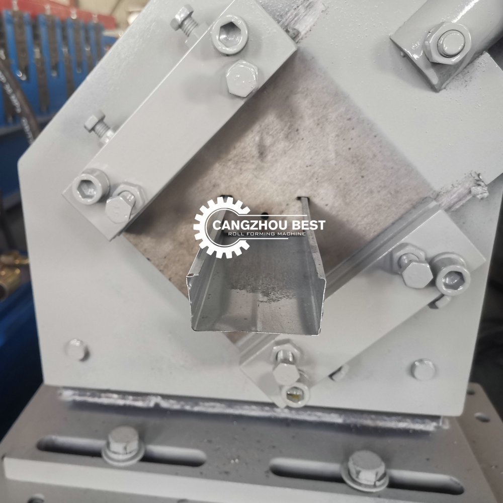 Изготовленный на заказ стержень канала 1.2mm c и крен следа формируя профиль машины Multi