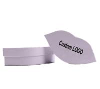 Pedido personalizado Caixa de embalagem de mini batom criativo com forma de lábio única e revestimento UV