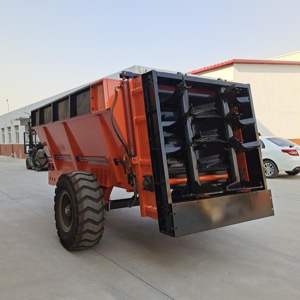 Efficient Double Vertical Winch Fertilizer Spreader for Large-Scale Farming with 6-12 m³ Hopper Volume