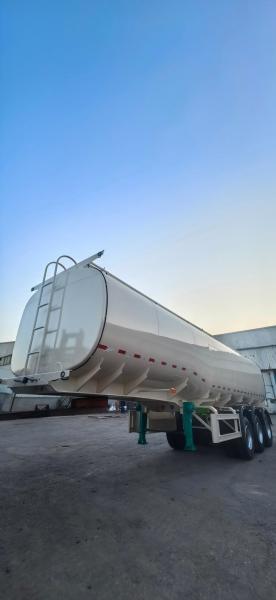 CIMC New Stainless Steel Fuel Tanker Truck Manual Transmission Diesel Engine 6x4 Drive Wheel for Oil and Water Storage