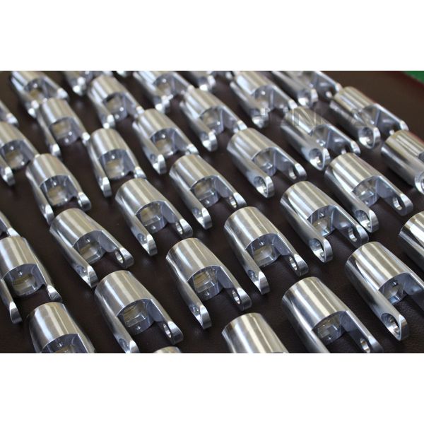 Быстрые части CNC подвергая механической обработке поворачивая, изготовленный на заказ алюминиевый CNC разделяют точность 0.01mm