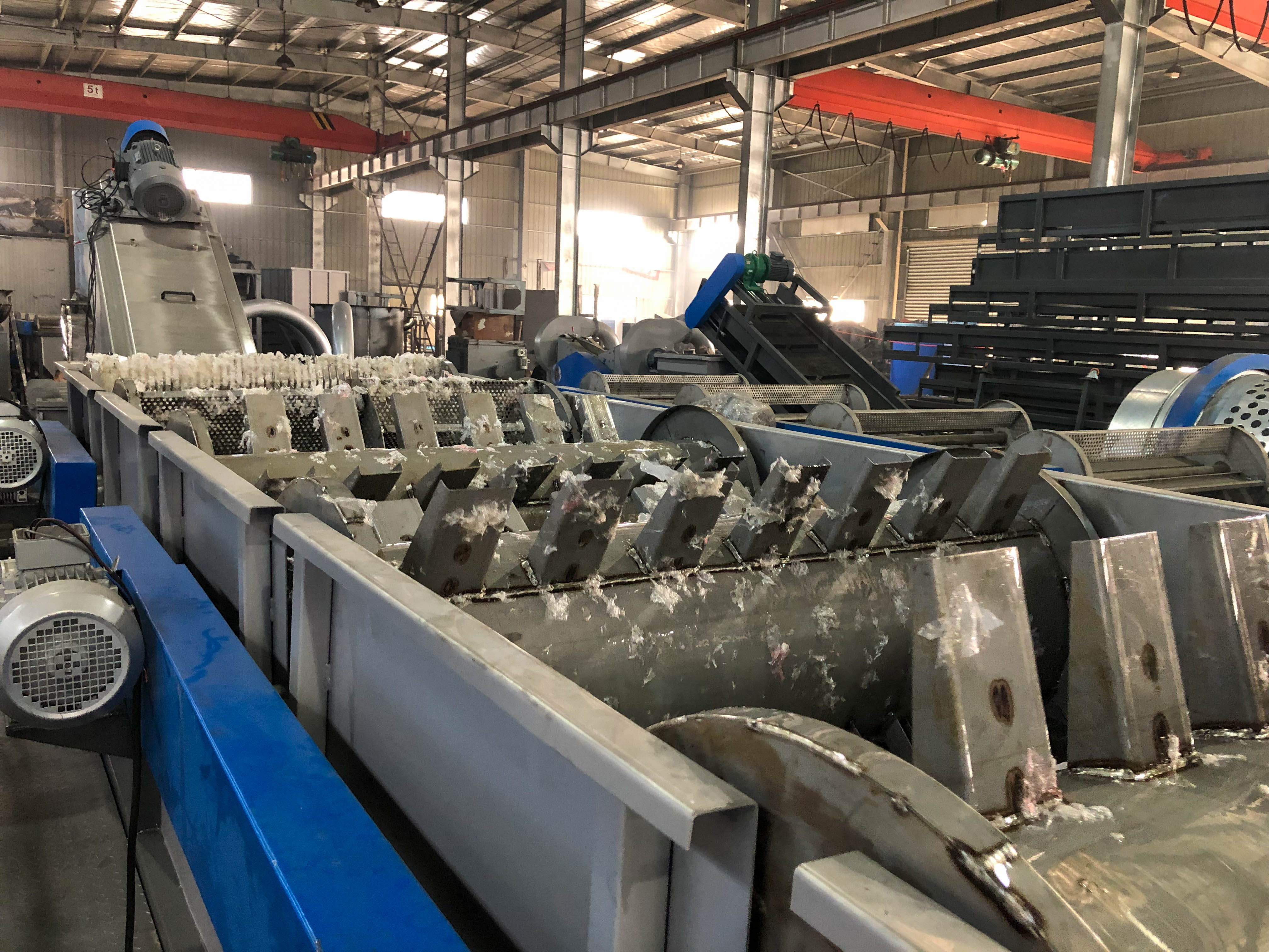 300-1000 кг/ч Машины для переработки пленок из HDPE Фермы Машины для гранулирования ПЭ