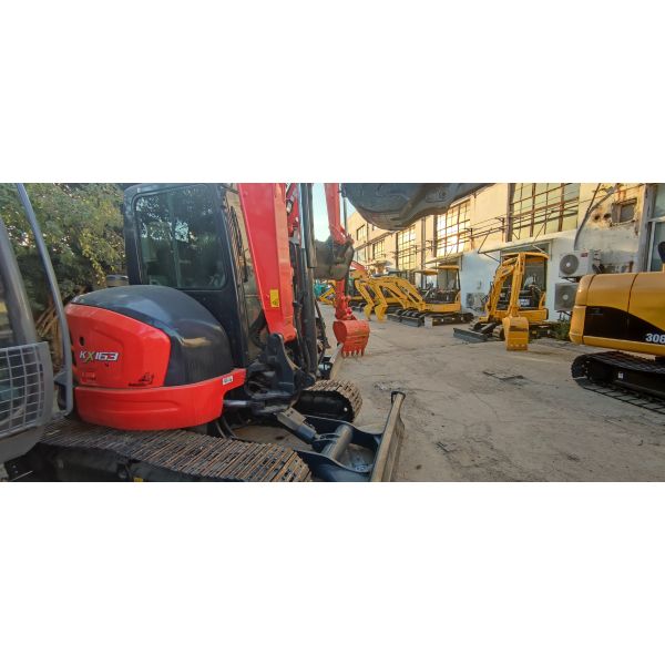 Strong Power and Hydraulic Stability 2020 KUBOTA KX163 Mini Excavator with Advantage