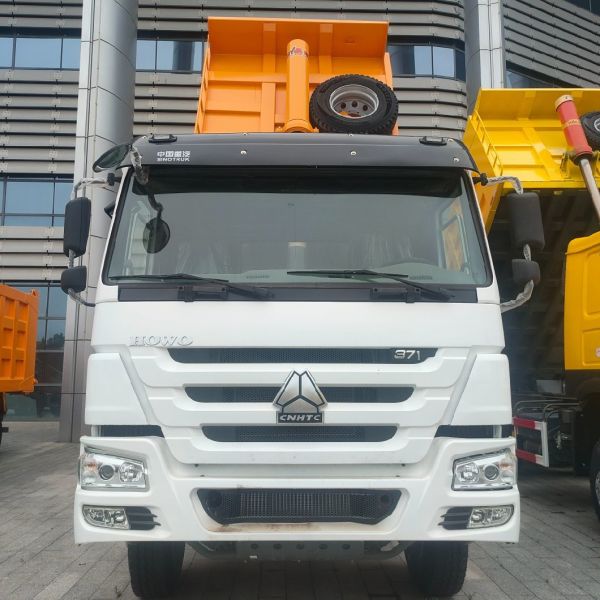 Tyre National Heavy Duty Truck HOWO8X4 Dump Truck at Best within US Online