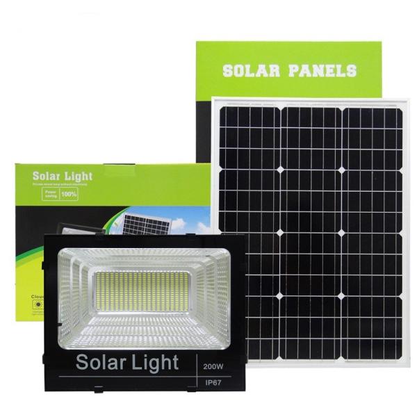 Black IP67 Waterproof Solar Spot Lights 40W 6000mAh Battery Capacity