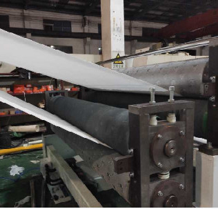 6pcs/Row Paper Converting Equipment , 4plys Tissue Paper Converting Machine