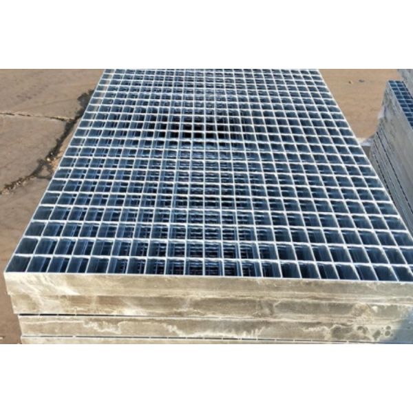 30x100mm Pitch Galvanized Steel Grating 6mm Crossbar Metal Grating