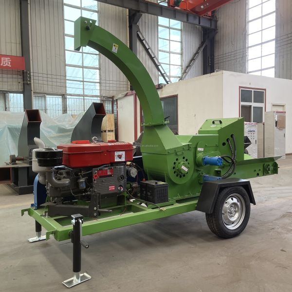 25/32/55hp Diesel Engine Tree Grinder for Wet/Dry Waste Wood Shredding and Grinding