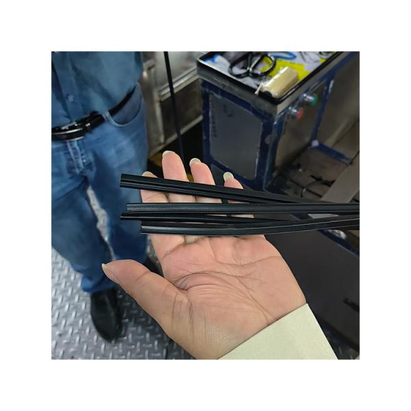 Dustproof Anti Weather Wiper Blade Rubber Windshield Wiper Blade Refills