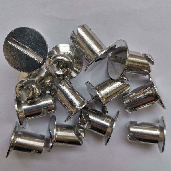 Универсальный 7/16