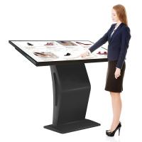 Plancher de pouce 450nits du kiosque 21,5 d'information d'individu tenant la FCC