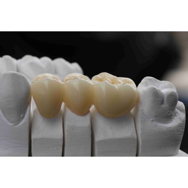 Pre покрашенный блок Zirconia 3D 98*16mm разнослоистый