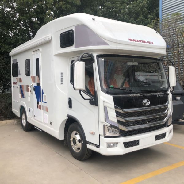 Караван автоматической передачи 4*2 Motorhome RV жилого фургона Yuejin Foton на открытом воздухе