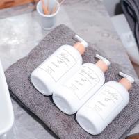 Garrafa lisa cilíndrica branca de 500 ml para garrafa de loção de shampoo