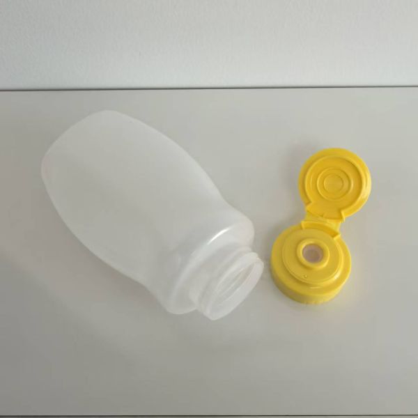 Screw Cap 330ml Hdpe Plastic Food Packaging Bottles Sauce Bottles Ketchup Squeeze Bottles Featuring Silk Screen Printing