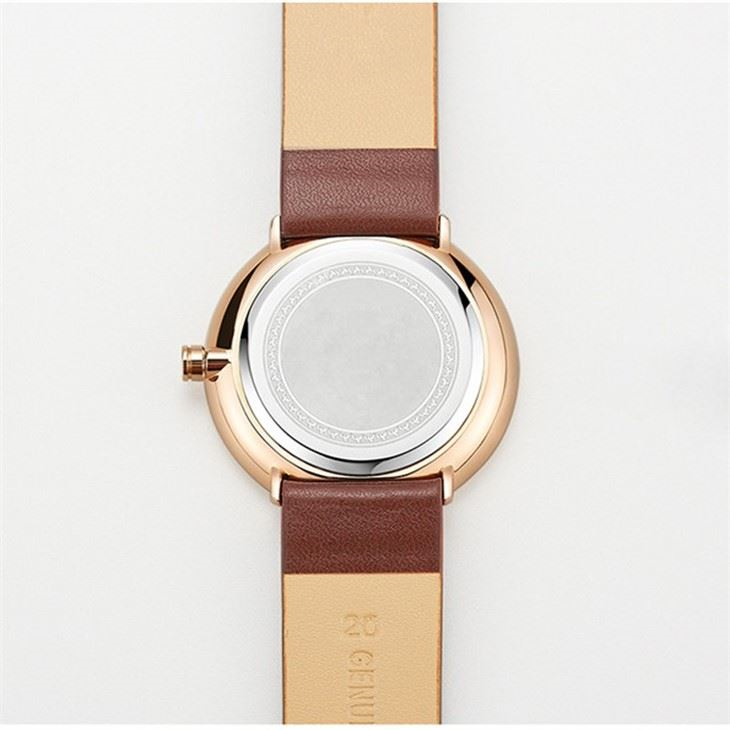 OEM Leather Couple Quartz Watch Swiss Movement 50m Waterproof