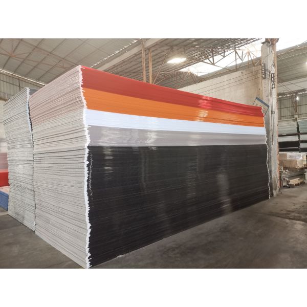 16 мм Прозрачный 2,1 м * 5,8 м Четырехстенный поликарбонатный ПК полый лист Ультрафиолетовой защиты для крыши