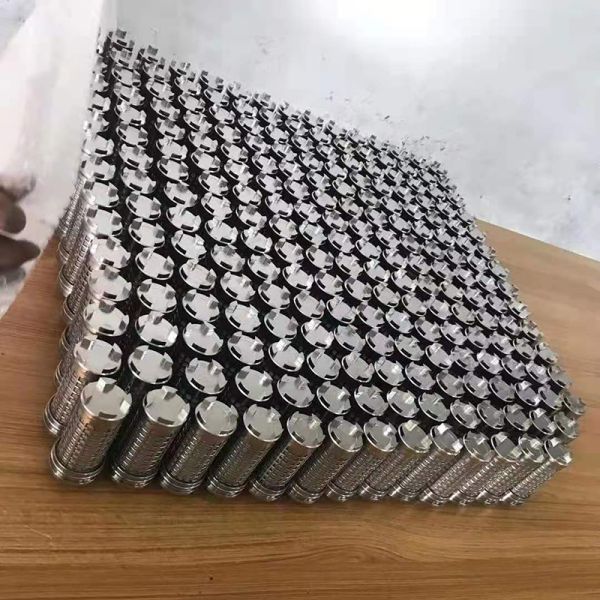 New Particulates Hydraulic Oil Filter for Excavator Engine Spare Parts