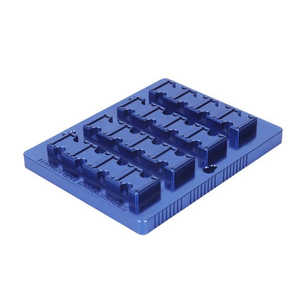 La commande numérique par ordinateur de précision a usiné des pièces, la taille