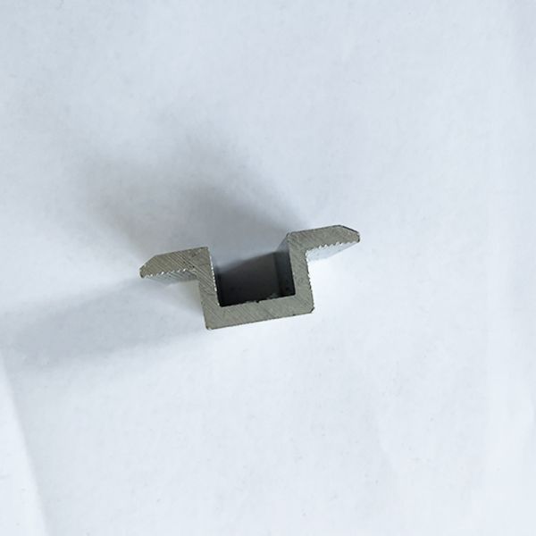 PV Solar Panel Clamps Fixtures Silver Aluminum For Mounting Systems