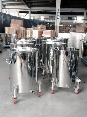 316L  Stainless Steel Water Bucket , Dairy Storage Tanks With Wheels