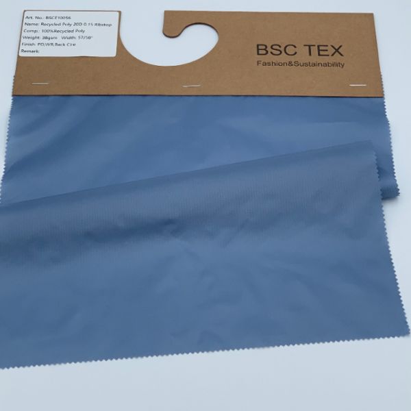 Ripstop Recycled Polyester Fabric 20D X 20D 38 Gsm Fiber Proof