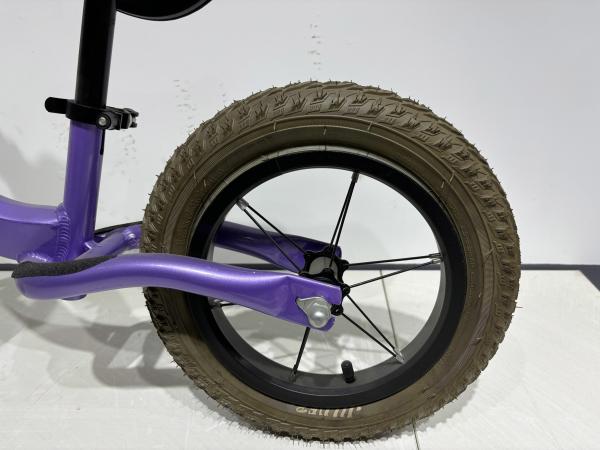 Customized Childrens Push Bike With Air-Filled Tires And Comfortable Saddle