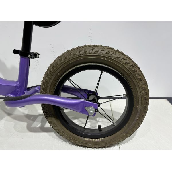 Customized Childrens Push Bike With Air-Filled Tires And Comfortable Saddle