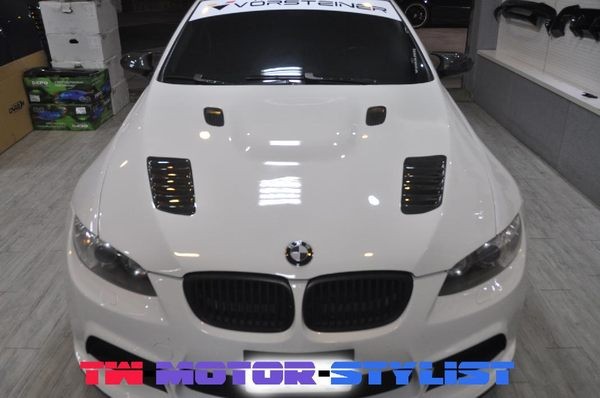 Клобук волокна углерода БМВ Э92 335 чисто - Ворстайнер- провентилировало