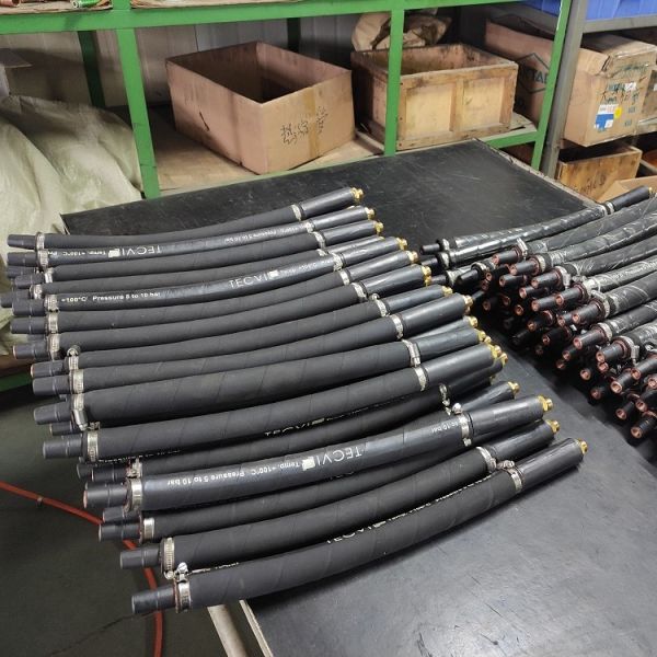 Wear Resistant  Sub Cable Rubber Sheath High Elastic Rubber Hose