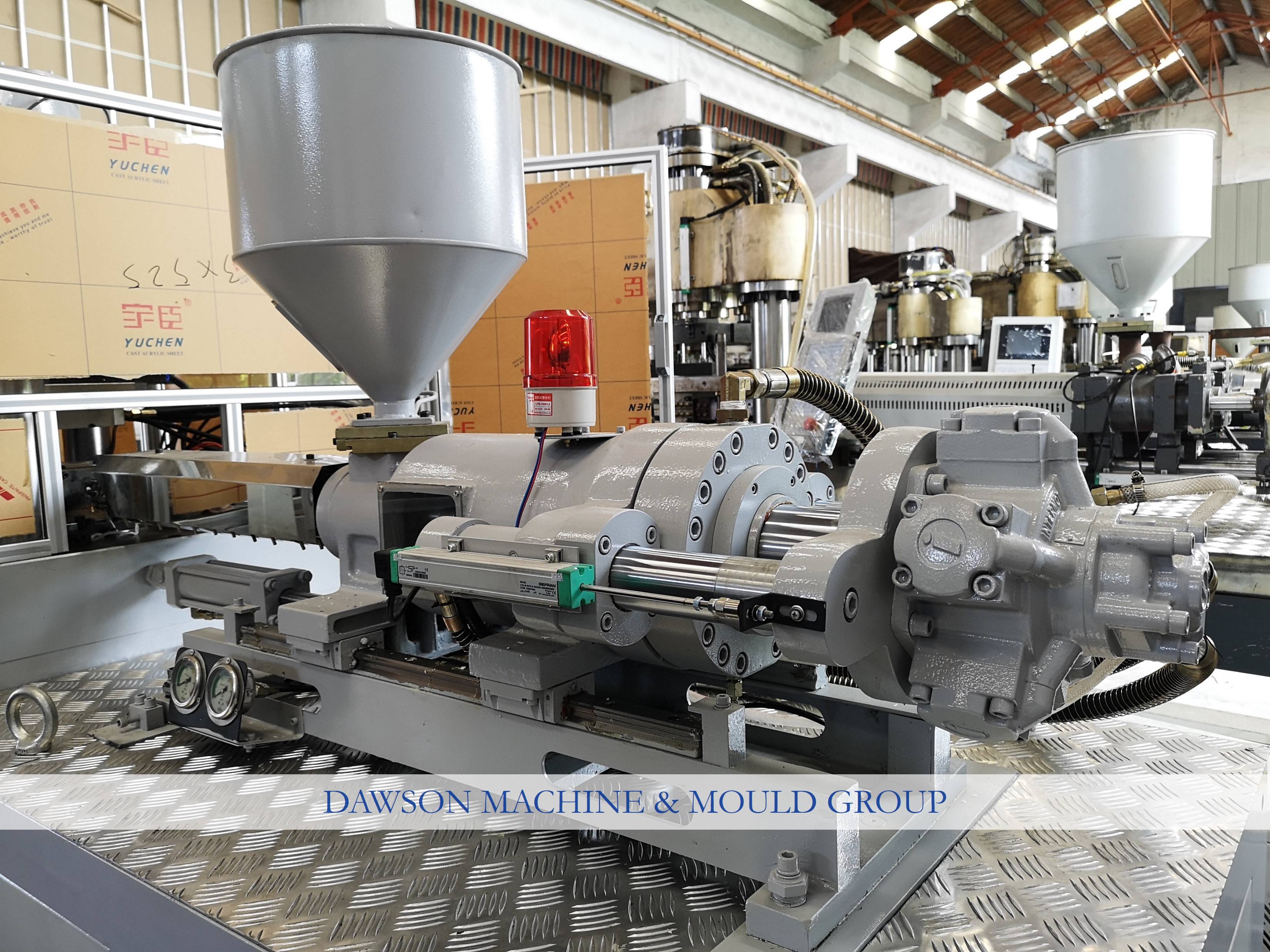 Машина инжекционного метода литья полости HDPE 300ml Multi для пластиковой бутылки косметик