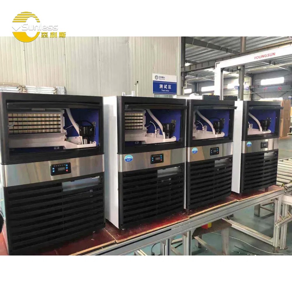 220V Commercial Ice Maker 130kg/24h Automatic Ice Cube Machine For Commercial