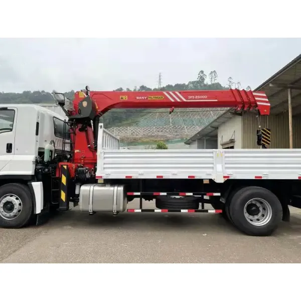 Isuzu Giga Hino 700 4X2 Folding Arm Crane 8 Tons Truck Mounted