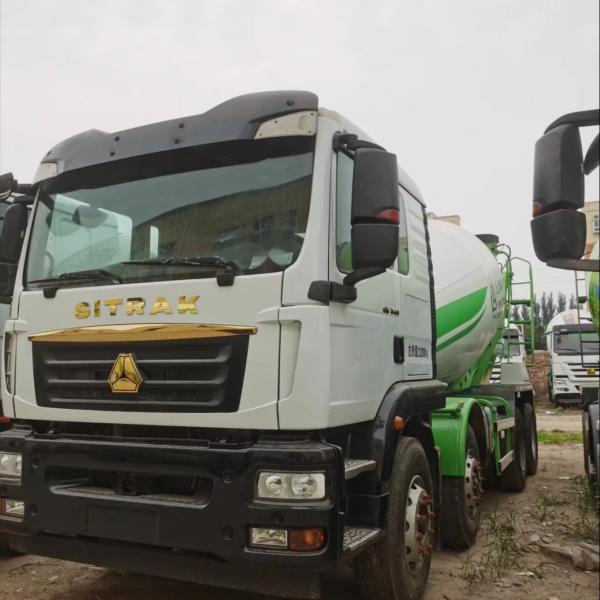 Used SINOTRUK SITRAK 12m³ Concrete Mixer Truck – 340HP Powerful Engine | 8x4 Drive | High Efficiency