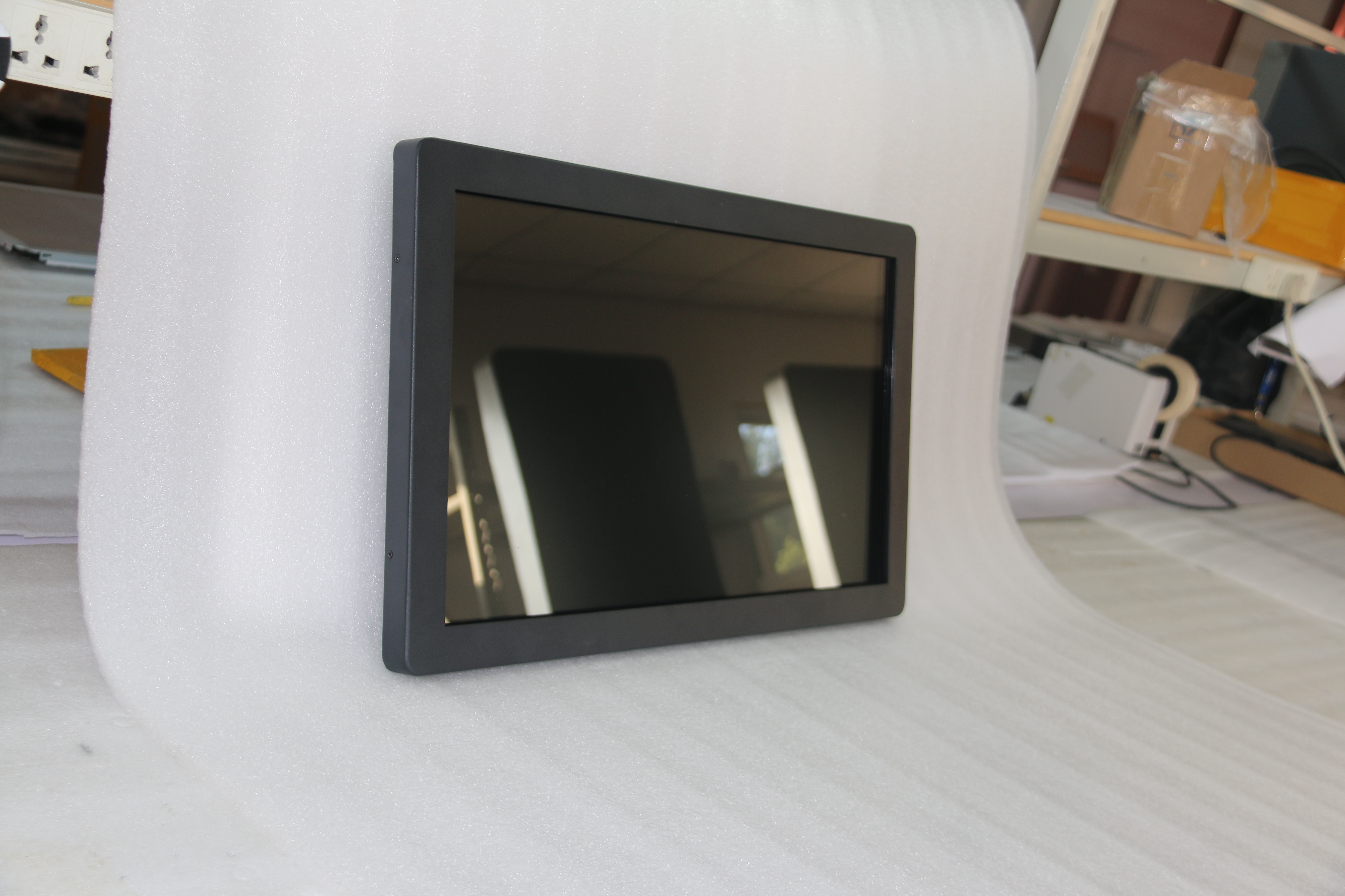 24 экрана касания промышленных ранга монитора lcd дюйма емкостных multi