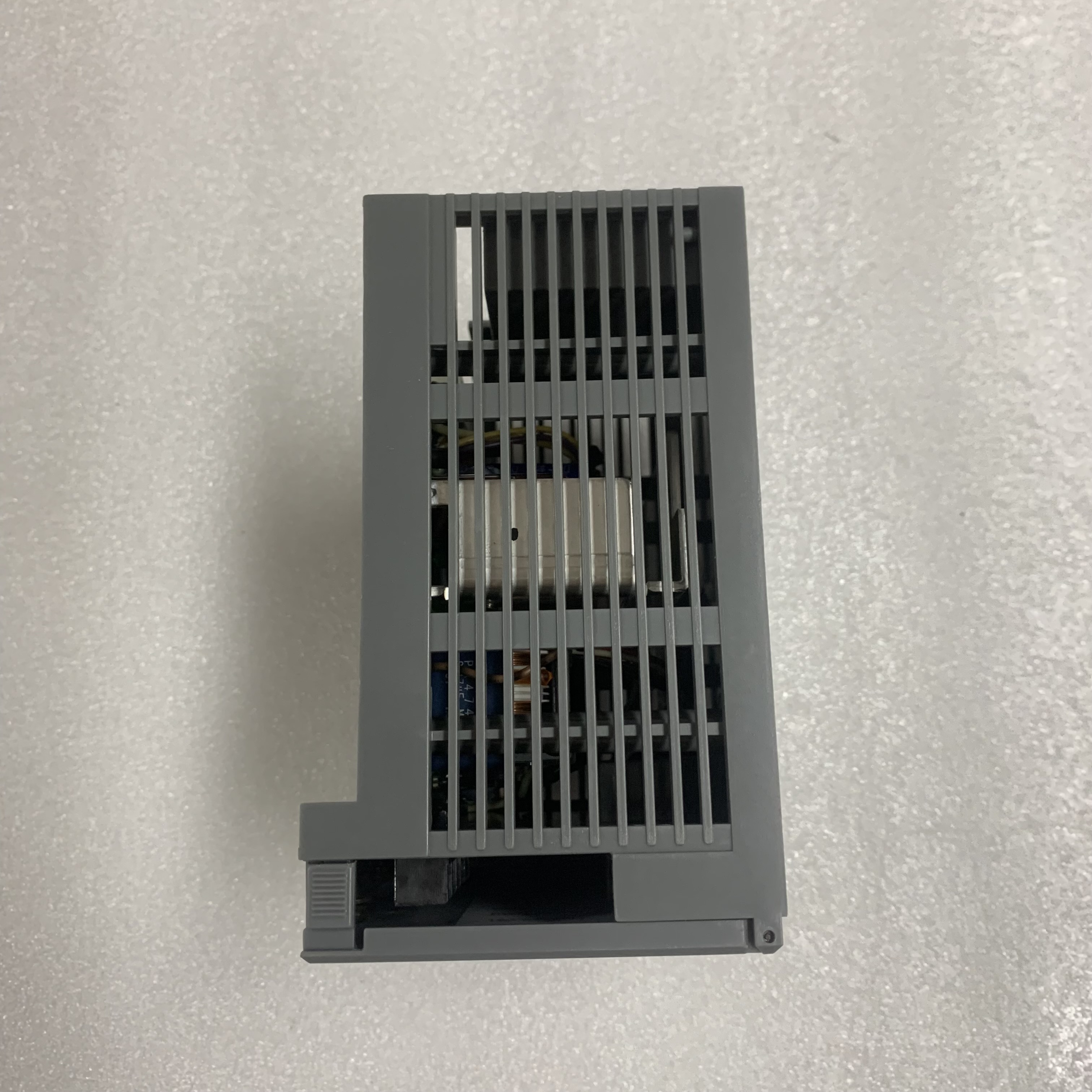 Электропитание 50/60HZ AB 1746-P2 гарантия 1 года сделанная в США НОВОЙ