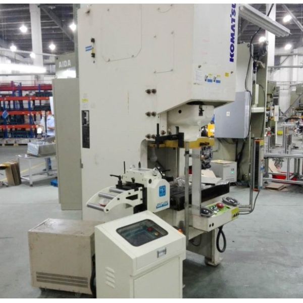 Auto Buckle Pressing Line Nc Servo Roll Feeder Precision Press Feeding Equipment