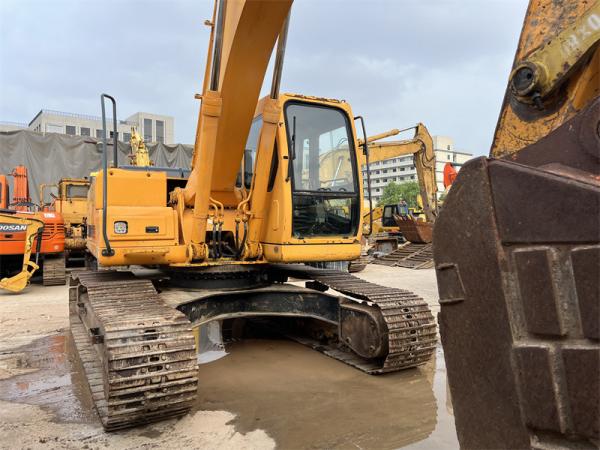 Good Condition Original Used Hyundai 210lc-7 Excavator For Sale