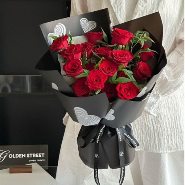 Florist Wrapping and Bouquet Packing Paper for Flower Shop Floral Art Neon Croti Love Rose