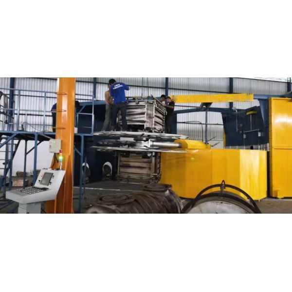 Torre Três braços rotativos de plástico formando torreta de pé livre máquinas de moldagem Roto