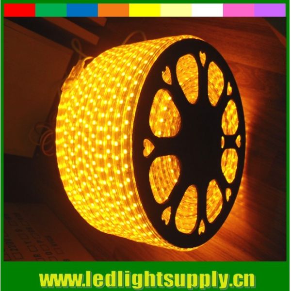 Lâmpadas de faixa 5050 AC 220V com emissão amarela 60LED/M