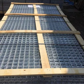 Hot Dipped Galvanized Wire Mesh Diamond Welded Square