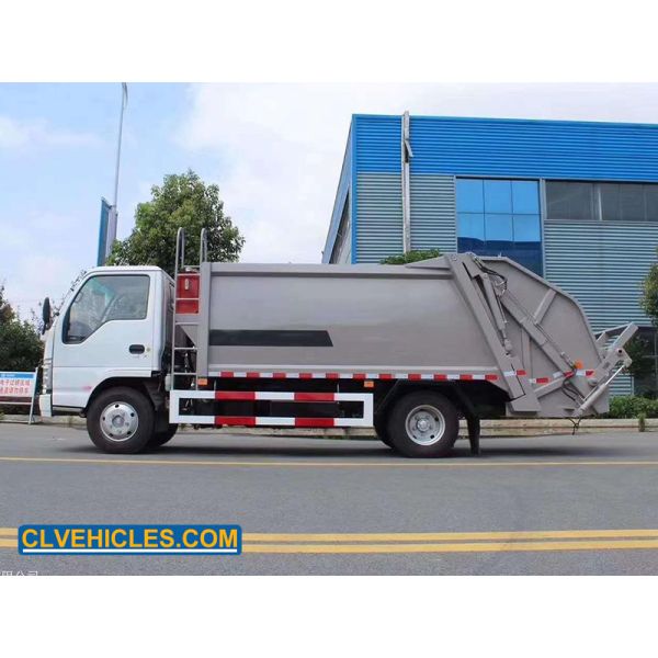 ISUZU N Series Dumpster Delivery Truck Light Duty 5CBM  Diesel Powered