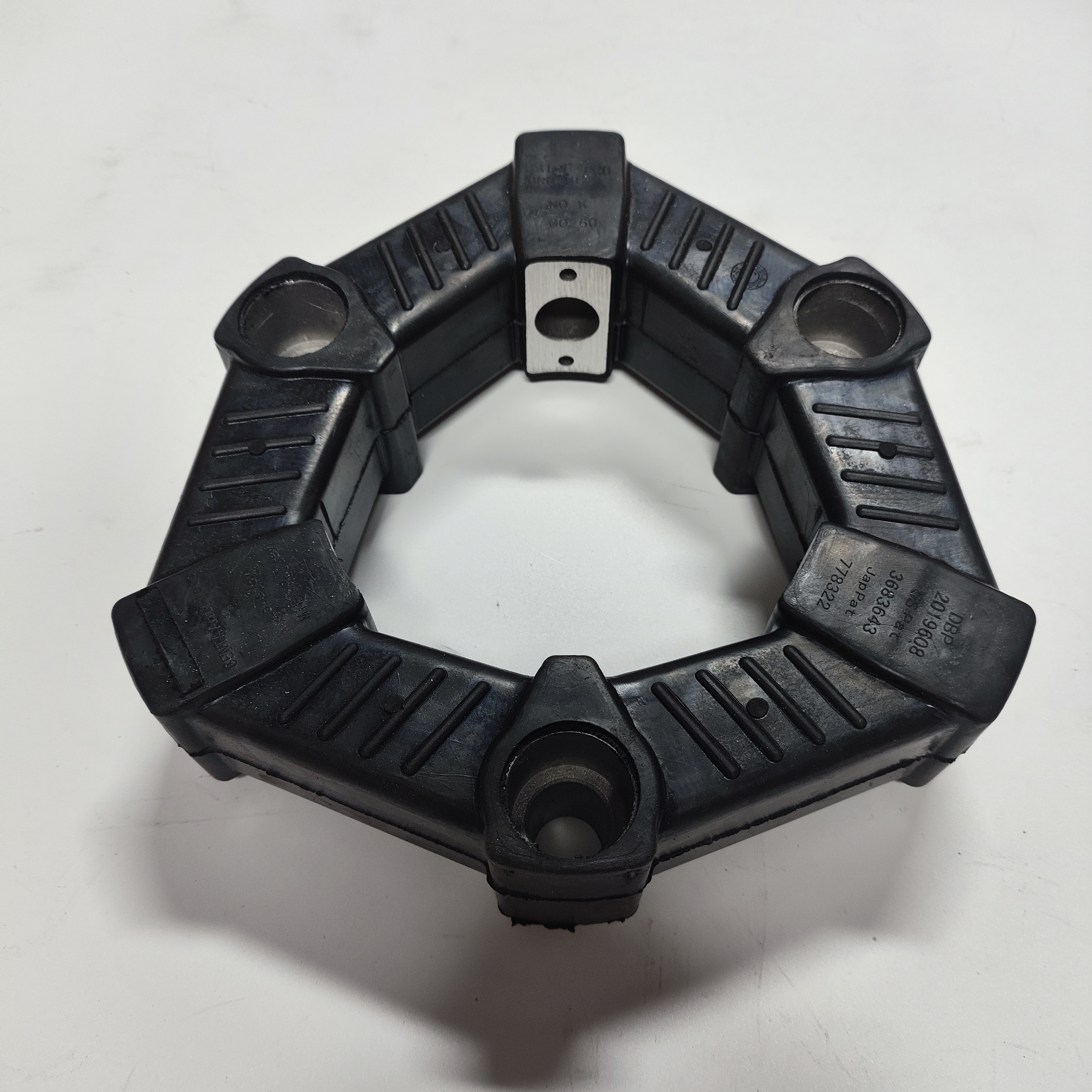 45 Coupling Assembly for Kobelco SK75-8 Excavator Isuzu 4LE2 Engine Hydraulic Pump Rubber Coupling