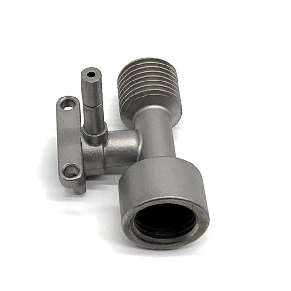 Pièces de purificateurs d'eau produites à l'usine de fabrication à l'aide de MIM de moulage par injection métallique