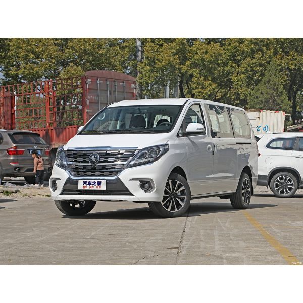 LED Headlights and Automatic Gearbox Dongfeng Fengxing Forthing M7 4-Door 7 Seat MPV