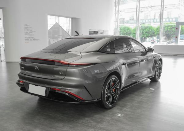 Smart Sport Automotive IM Carro elétrico IM L7 675Km EV Sedan 2023 Carro novo