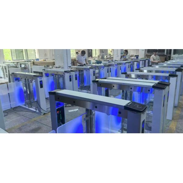 304 Stainless Steel Swing Barrier Turnstile Gate with 5 Million Cycles and 600-900mm Channel Width