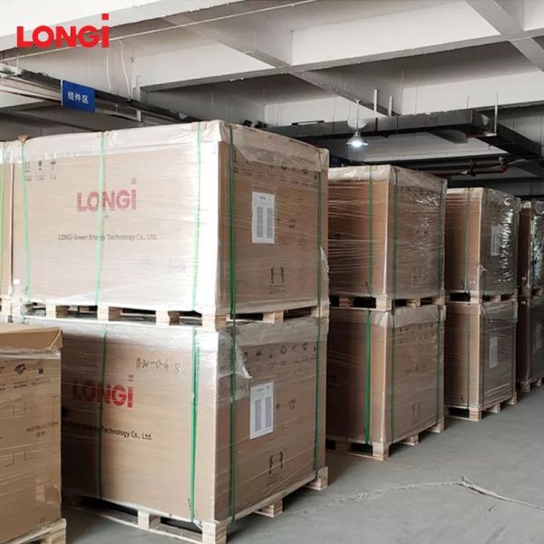 Longi Hi-Mo 6 Explorer LR5-72HTD Dual Glass Solar Power Modules 4.0mm2 Cable 560-585W
